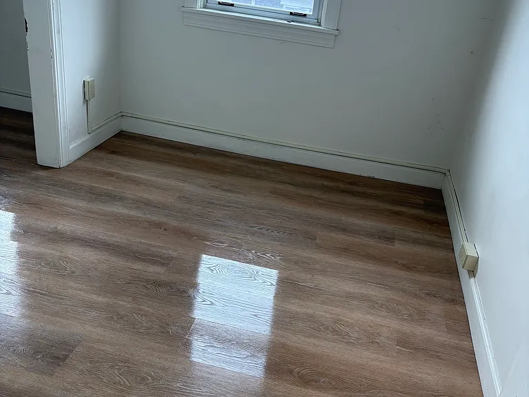 1115 Wayne Ave — Photo 8