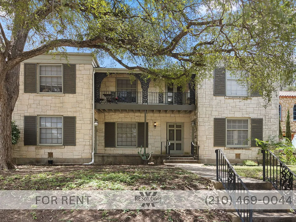 336 E Lullwood Ave #1