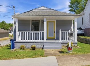 302 E Gordon Ave, Rossville, GA 30741
