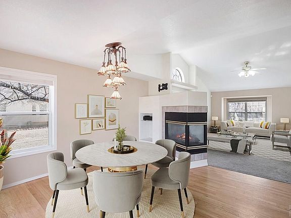 4th image of 315 W Venturi Dr