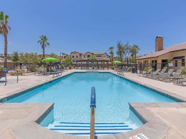 Vineyards at Palm Desert Apartment Homes