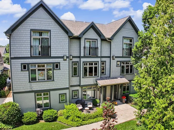 2224 E Edgewood AVENUE, Shorewood, WI 53211
