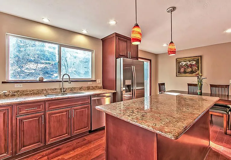 395 Sherwood Dr — Photo 12