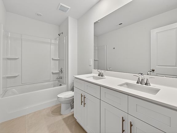 Secondary Bathroom in the Dakota floorplan at a Meritage Homes community in Charlotte, NC.