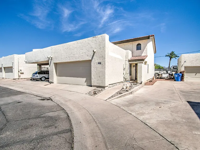 7761 N 19th Dr — Photo 33