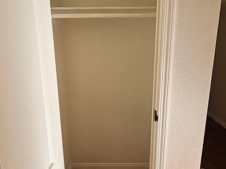 12091 Alta Carmel Ct #10 — Photo 10
