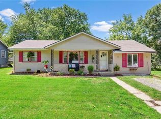 1036 N Poplar St, Ottawa, KS 66067