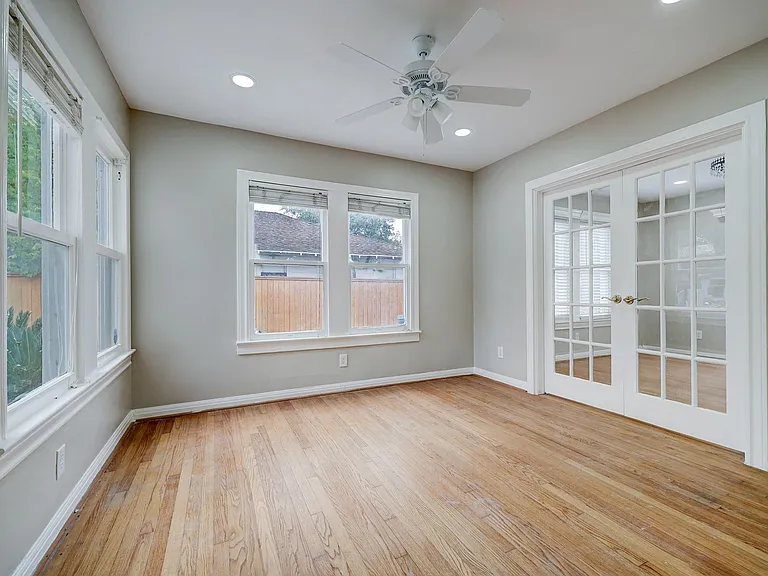 827 Le Green St — Photo 7
