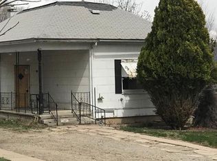 312 11th Ave, Raton, NM 87740