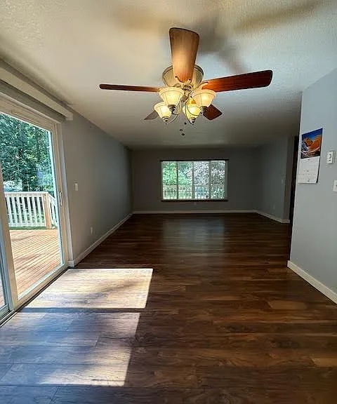 18748 Rampart Dr SE — Photo 9