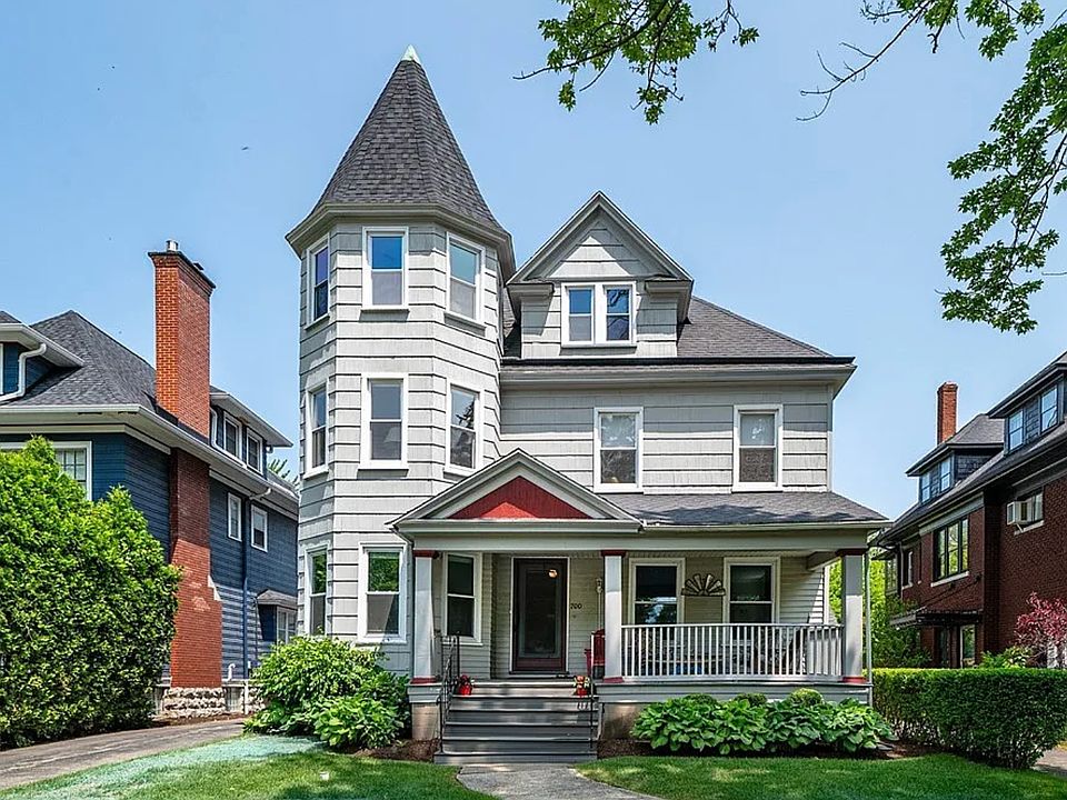 700 Lafayette Avenue