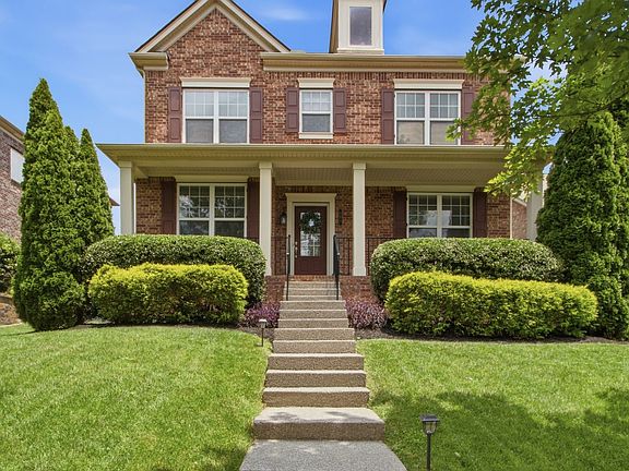 3rd image of 405 Letitia Dr
