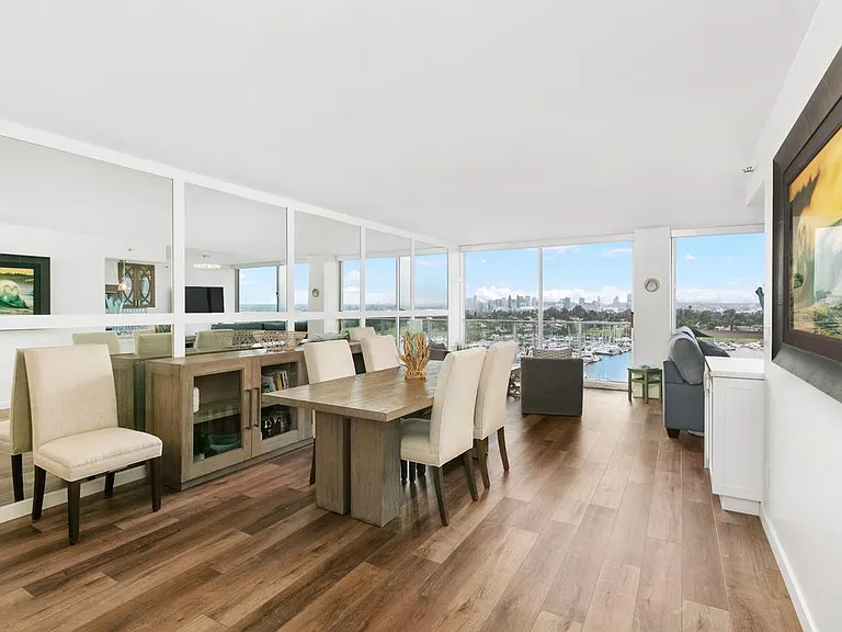 1710 Avenida Del Mundo 10th Floor Coronado Cir #10TH FLOOR — Photo 3