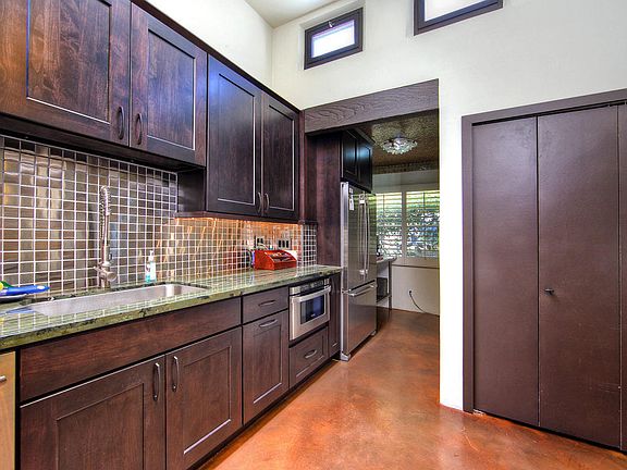 4th image of 5101 N Casa Blanca Dr #210