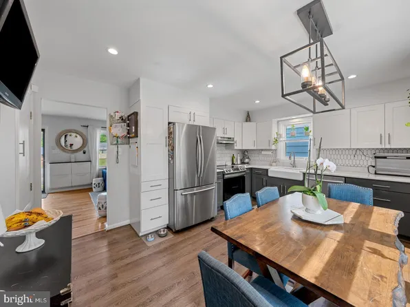 8725 W Fort Foote Ter, Fort Washington, MD 20744