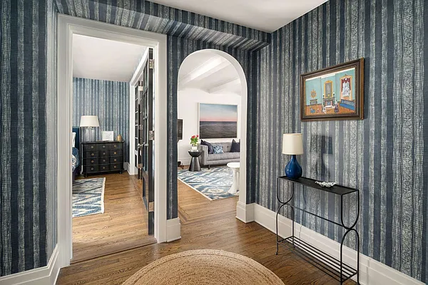 Sold by Compass | media 17