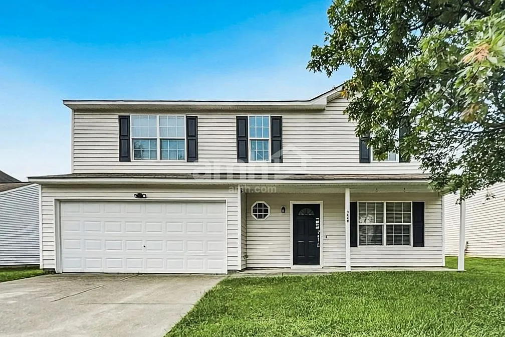 3 bed, 2.5 bath, 1776 sqft, $2,055 — Photo 1