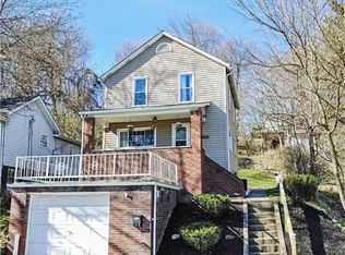 608 Orchard Ave, Ellwood City, PA 16117
