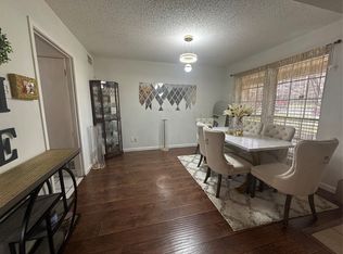9717 Summerwood Cir, Dallas, TX 75243