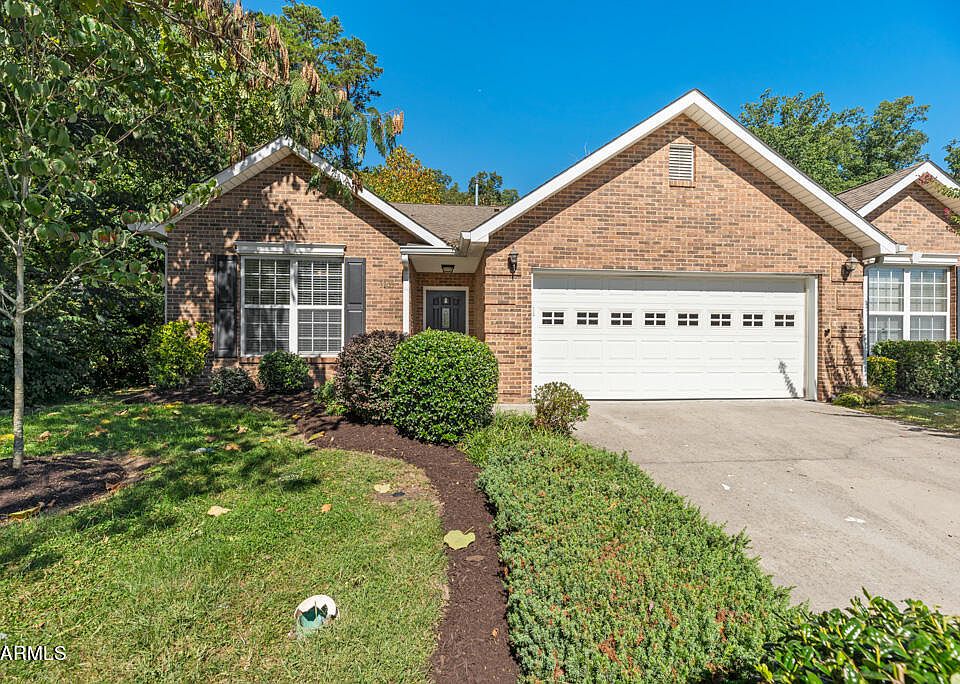 1st image of 3203 Misty Hill Way