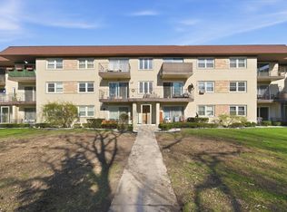 5211 N Potawatomie Ave Unit 206, Chicago, IL 60656