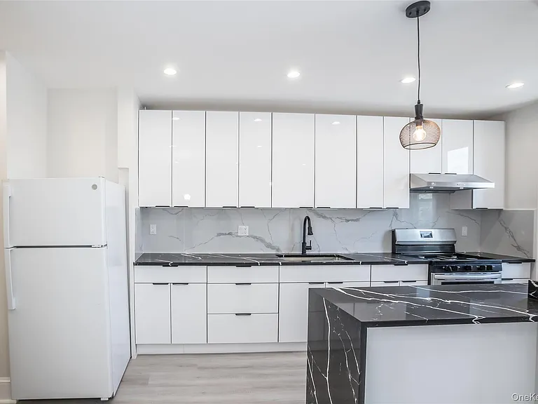 67-17 Myrtle Ave #3F — Photo 8