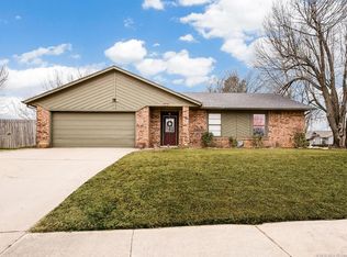 4900 S Lions Ave, Broken Arrow, OK 74011