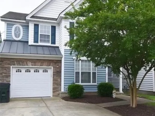 3056 Silver Charm Cir, Suffolk, VA 23435