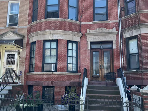 952 71st Street image 1 of 5