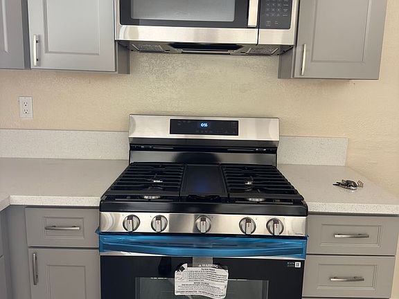 3rd image of 17424 Seville Ct