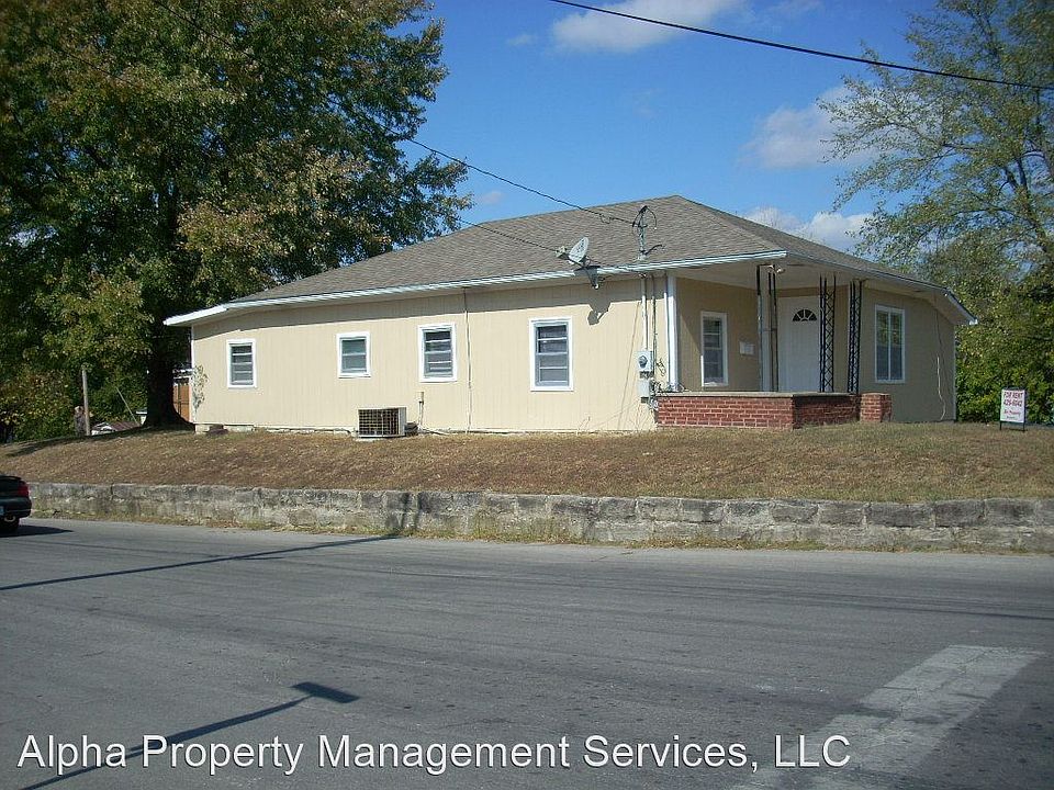 500 N Warren 500 N Warren St Warrensburg MO Zillow