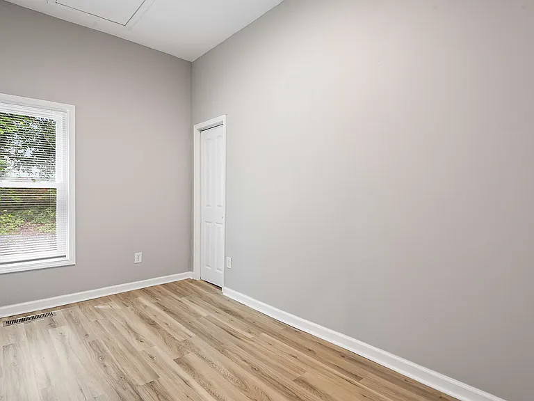 1586 3rd Street Dr NE — Photo 17