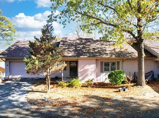 10 Lakeside Dr, Bella Vista, AR 72714