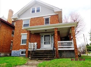 4121 Smith Rd, Cincinnati, OH 45212