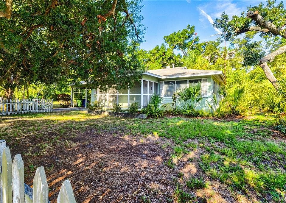 1st image of 1208 28th St W Lot 8