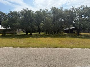 720 Oakridge Dr #20, Blanco, TX 78606