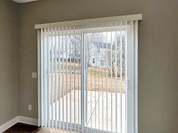 3rd image of 1817 Vista Ter