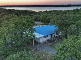 373 Nocona Dr, Nocona, TX 76255