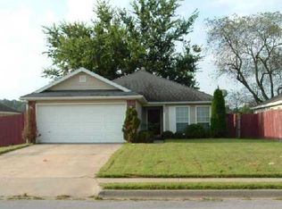 2647 Springbrook Ave, Springdale, AR 72764