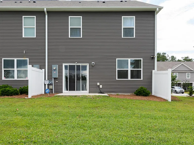 1651 Killdeer Ln — Photo 2