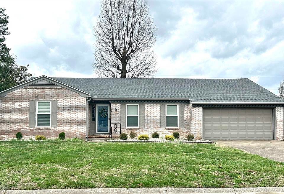 1st image of 3512 Royal Dr