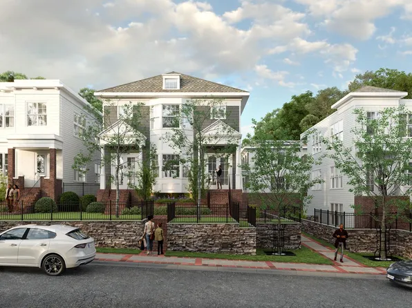 129 Park St NE #B, Vienna, VA 22180