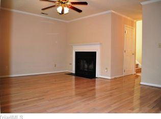 2833 Shadowbrook Ln, Winston Salem, NC 27103