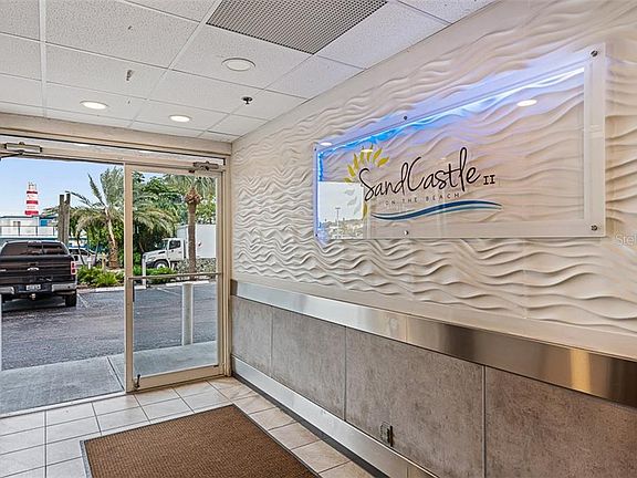 5th image of 20002 Gulf Blvd APT 2601