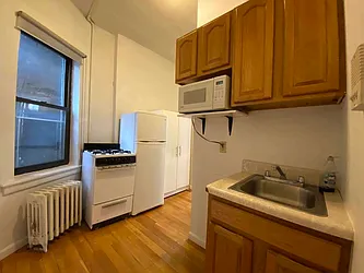 Rented by Village Living Realty