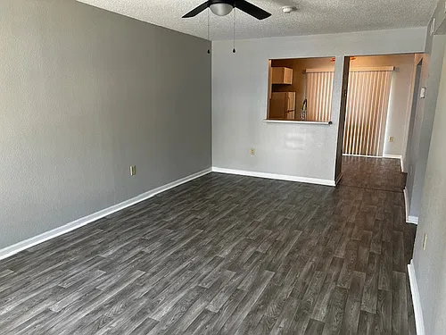 Floor plan 2 bedroom 1 bath