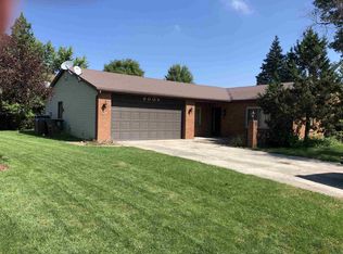 8009 Casa Grande Ct, Fort Wayne, IN 46815