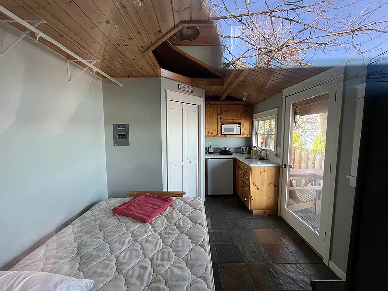 5950 NE Arrowhead Dr — Photo 23