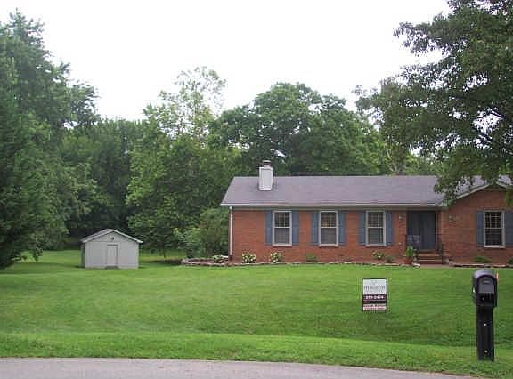 2nd image of 401 Hermitage Dr
