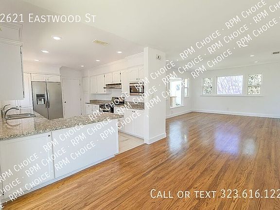 3rd image of 22621 Eastwood St